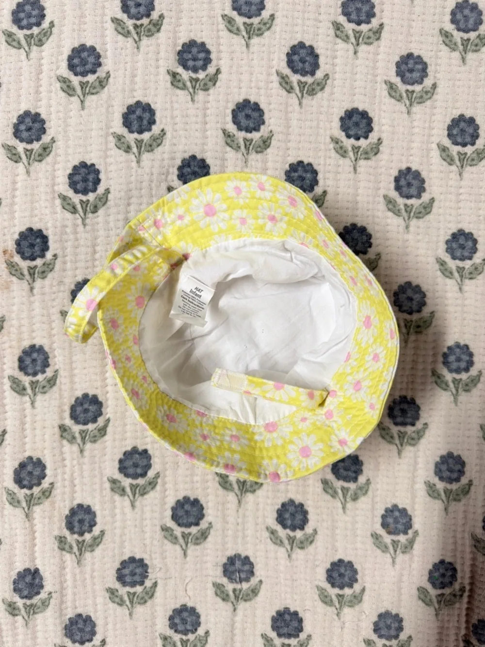 Kids Yellow Daisy Bucket Hat with Chin Straps